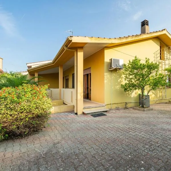 Casa Vacanze San Giovanni, hotel San Giovanni Suèrgiuban