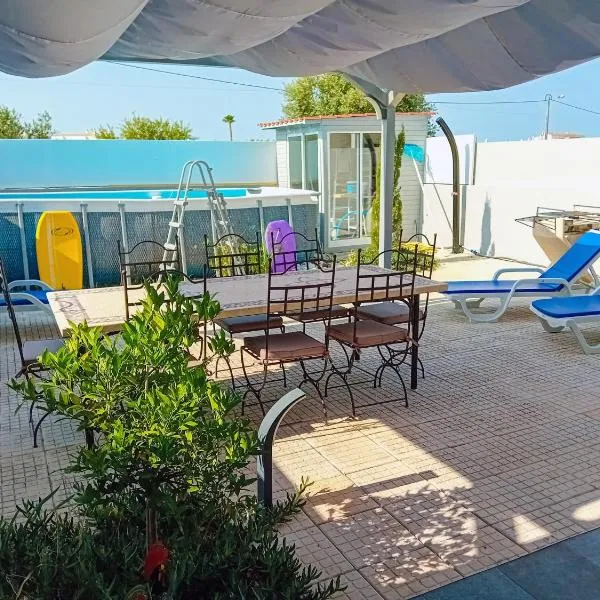 Casa A&A, a lovely townhouse near Algarve beaches.，佩拉的飯店