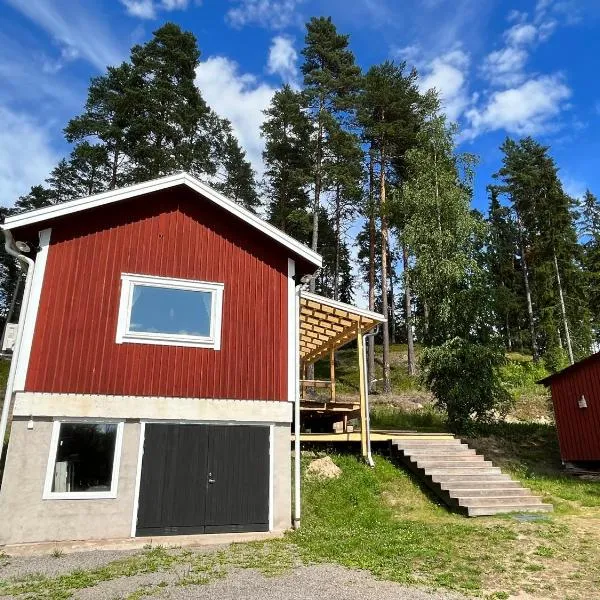 Röda Stugan, hotel in Amnerud