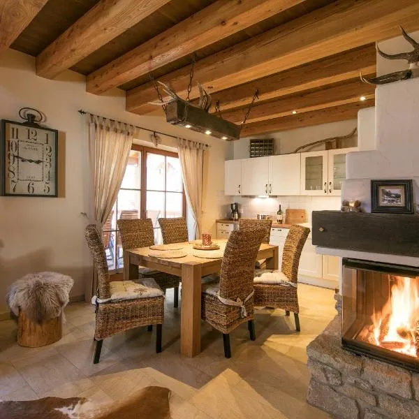 Luxus Ferienhäuser Chalets zum Ilsetal mit Kamin & Sauna in Ilsenburg im Harz, khách sạn ở Ilsenburg
