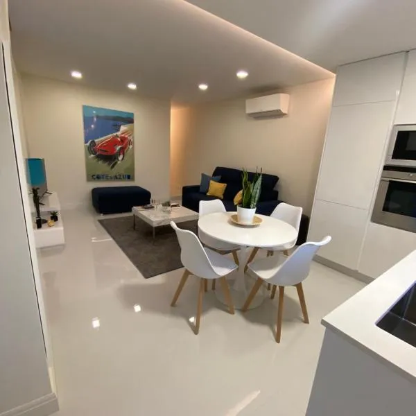 Cap d ail Appartement aux portes de Monaco, ξενοδοχείο σε Saint-Antoine