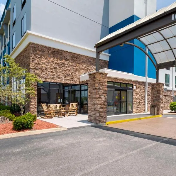 Comfort Suites Kodak Sevierville, hotel en Dandridge