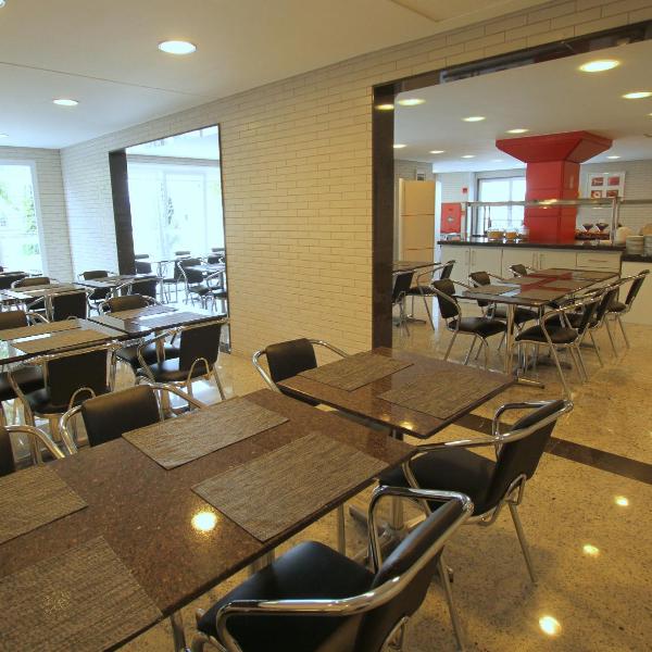 Hotel Confiance Batel - Foto 4
