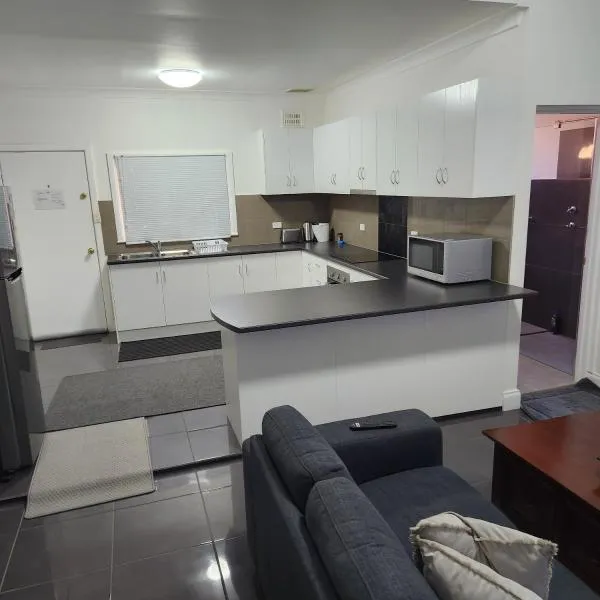 City Villa 39 Blende st Broken Hill NSW 2880, hotel in Broken Hill