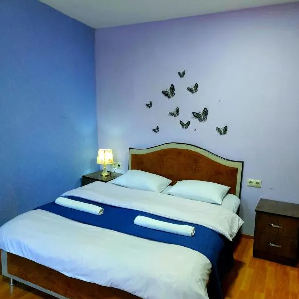 Guesthouse of Irina, hotel in Cholashi