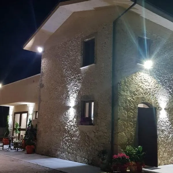 Agriturismo Pavoni, hotel v destinaci Castelliri