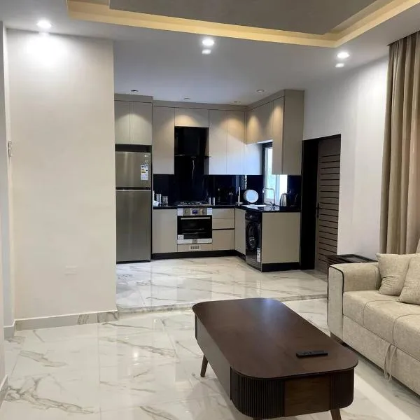 Oqdeh Delux Apartments, hotel v destinaci Džaraš