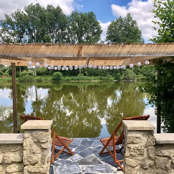 Chalet La Bohème, hotel in Courcelles-Sapicourt