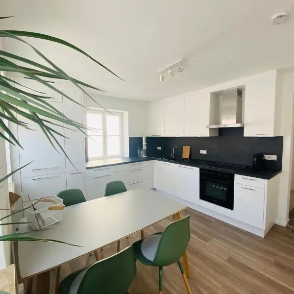 Trendy Appartement im Zentrum von Nördlingen 50 qm, hotel a Nördlingen