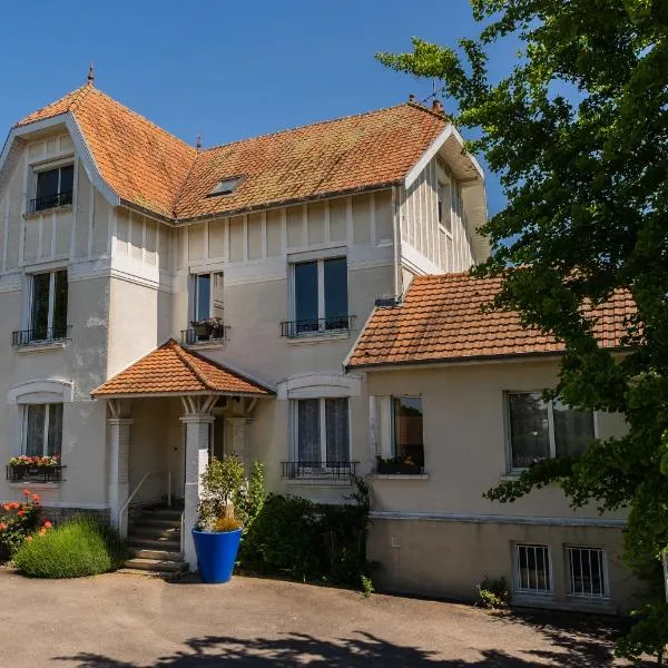Chambres d'hotes Lunidor, hotel v destinaci Lusigny-sur-Barse