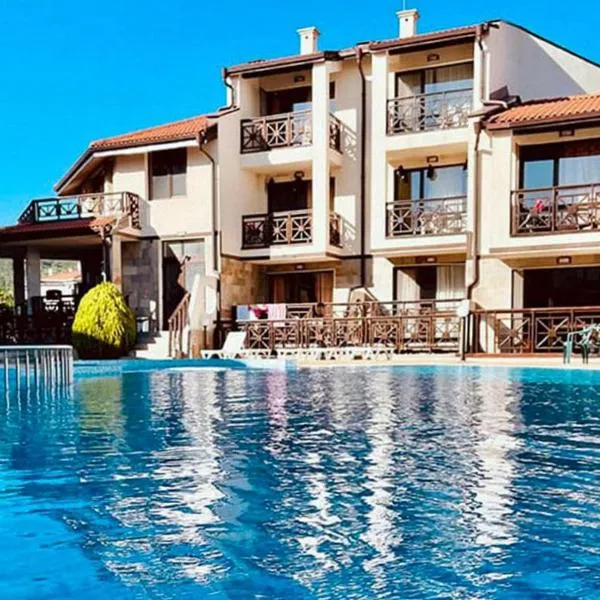 Dream Villa in Imperial Heights Villas, hotel in Sunny Beach