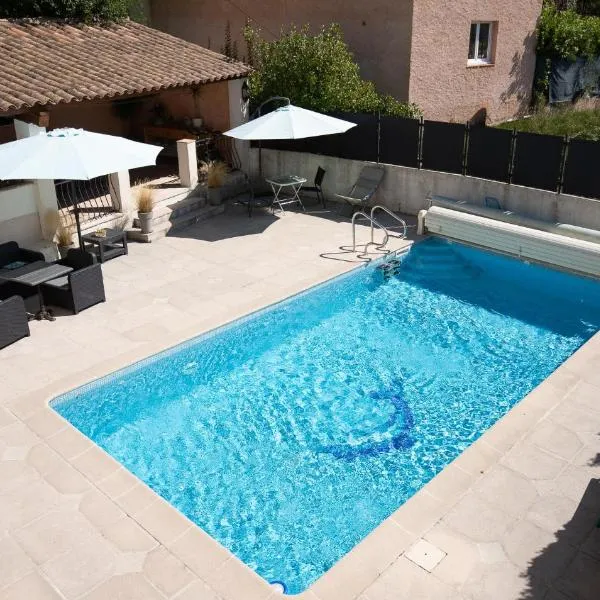 la maison du Vial, hotel din Revest-les-Roches