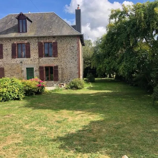 Sourdevalle, hotel in Le Bény-Bocage