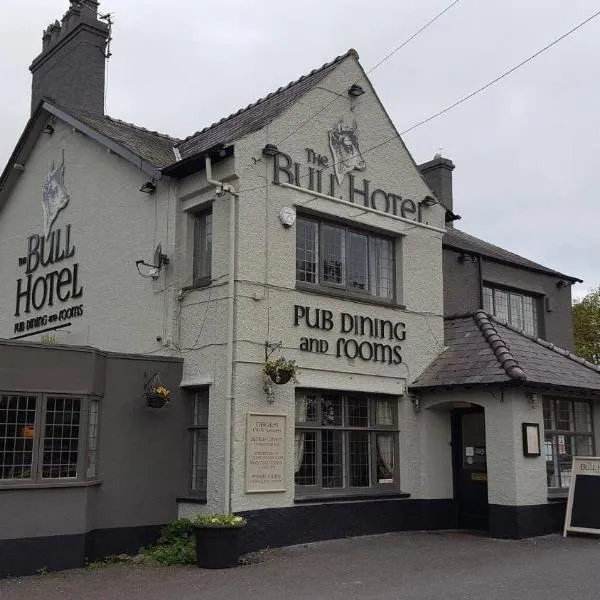 The Bull Hotel, hotel din Valley