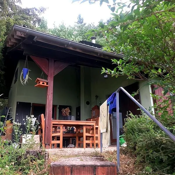 Ferienhaus, Schöntal-Winzenhofenn, khách sạn ở Winzenhofen