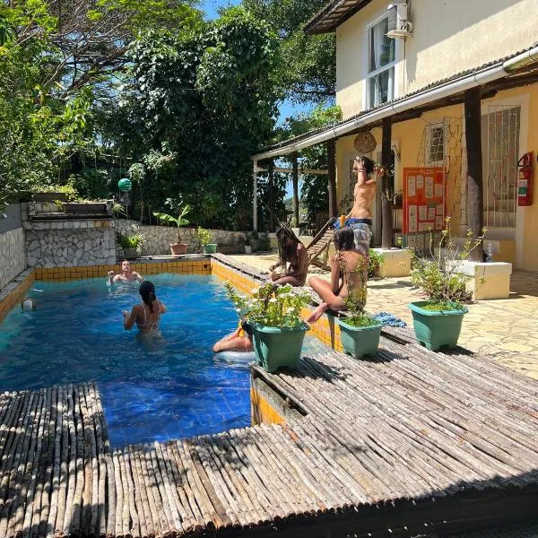 Vila Pepouze Hostel, hotel v destinaci Morro de São Paulo