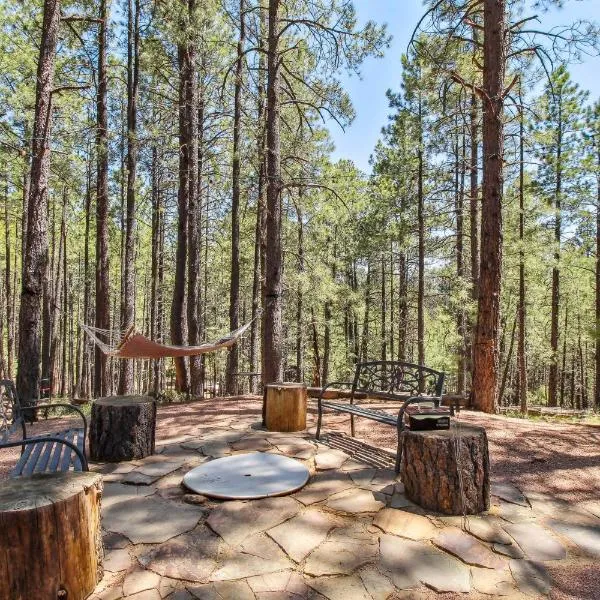 Near Trails: Forest Lake Retreat w/ Backyard Oasis, hotel en Forest Lakes Estates