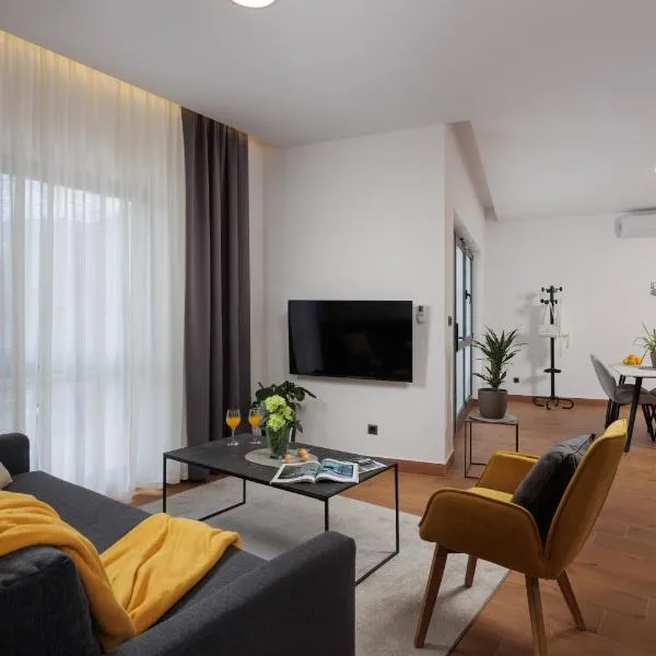 TERRA 5 DELUXE Apartment on the ground floor with private parking, hotel en Rijeka