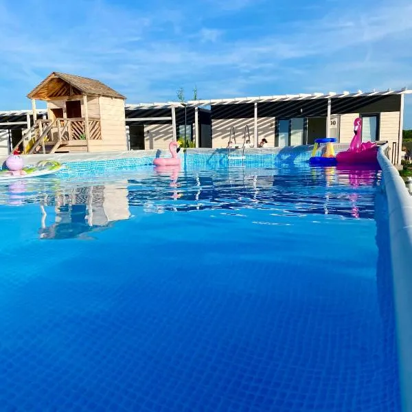 Resto domki letniskowe, ξενοδοχείο σε Sarbinowo