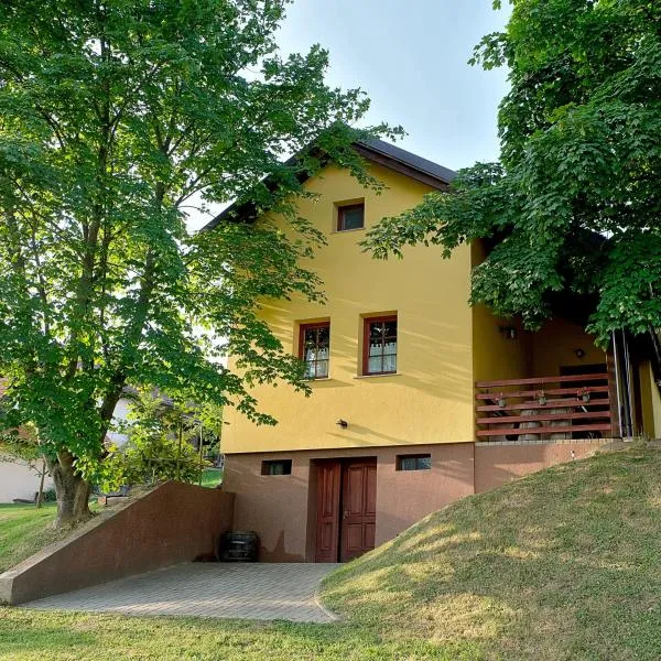 Počitniška hiša Car, hotel v destinaci Dobrovnik