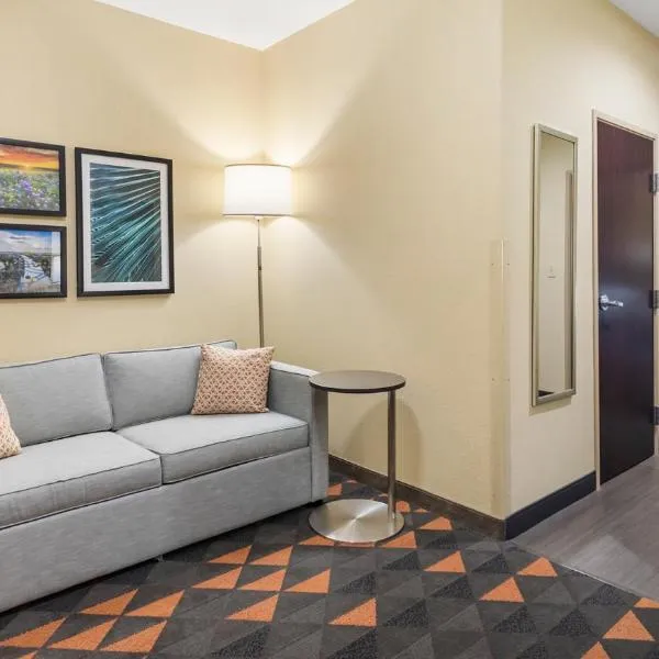 Holiday Inn Hotel & Suites Waco Northwest by IHG, hotel di Bellmead