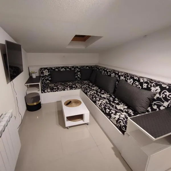 APARTMANI VIJEĆNICA, hotel in Sarajevo