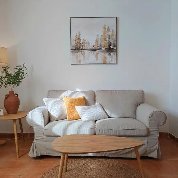 Hostal Mirall Rural, hotel v destinácii Puertomingalvo