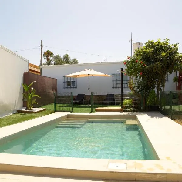 Casa chalet Manria en Conil con piscina, hasta 6 personas, hotel v destinaci Conil de la Frontera