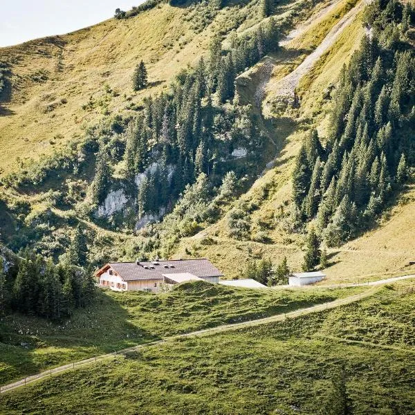 Berghotel Altes Wallberghaus, hotel in Rottach-Egern