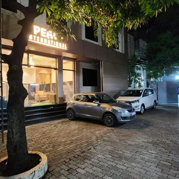 Peace International, hotel in Mumbai