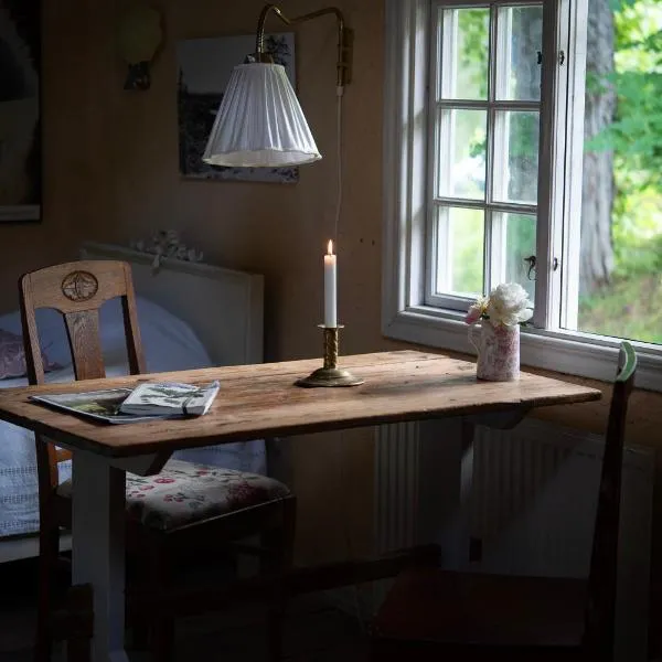 Henneviken BnB, hotel i Ed