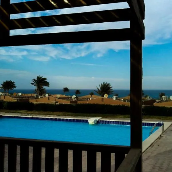 Rania Chalet -Stella Di Mare Sea view- Families, hotel in Ain Sokhna