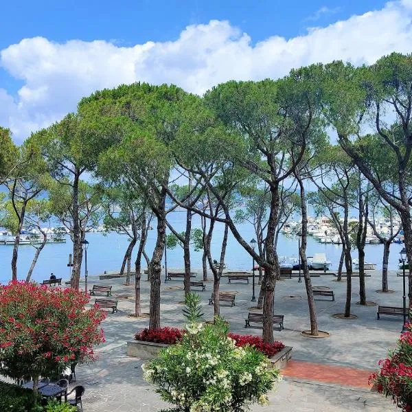 UN BALCONE IN PINETA, hotel a Fezzano