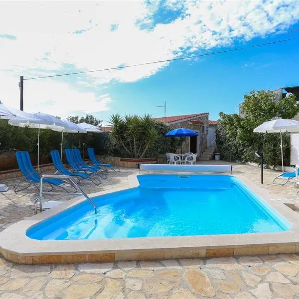 Apartmani Prgić, hotel v Sevide