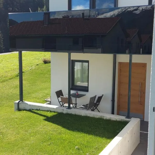 Appartement FloPi, hotel v destinaci Sankt Anton am Arlberg