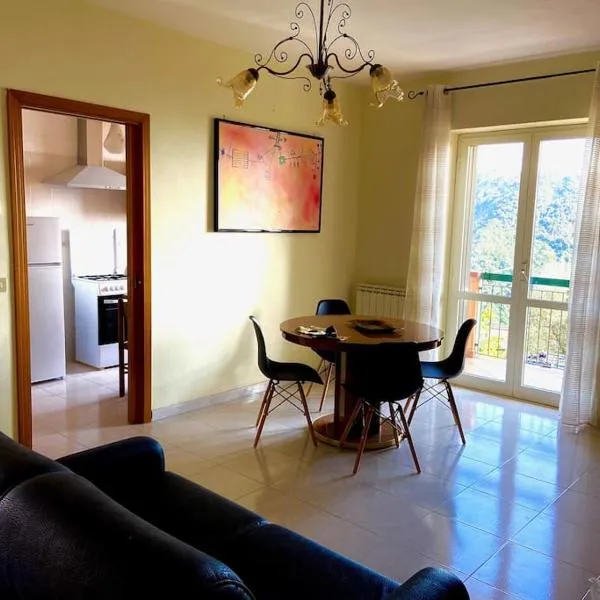 Casa Giulia a Belmonte Calabro, hotel in Belmonte Calabro