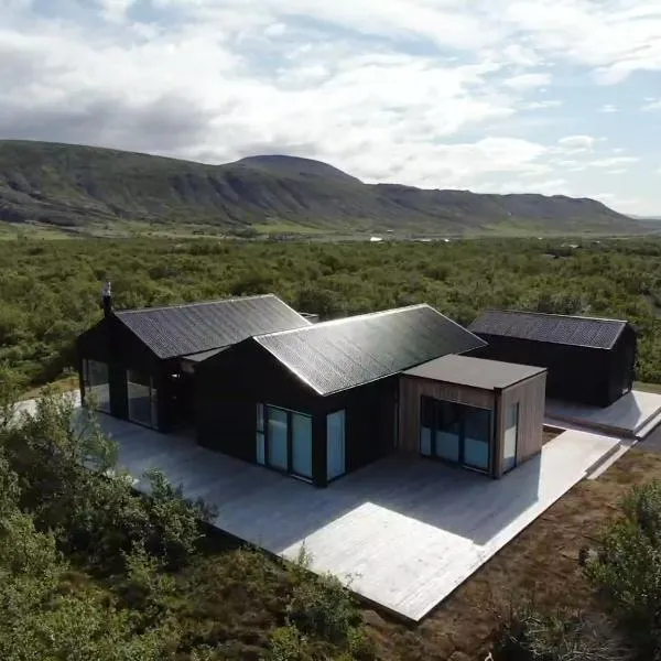Stunning Luxury Chalet in West Iceland - Birta Rentals, hotel v destinaci Húsafell