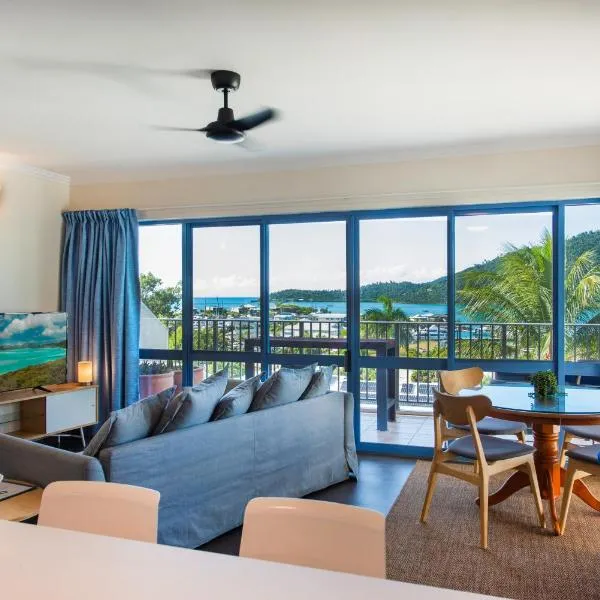Coral Sea Vista Apartments, hotell i Airlie Beach