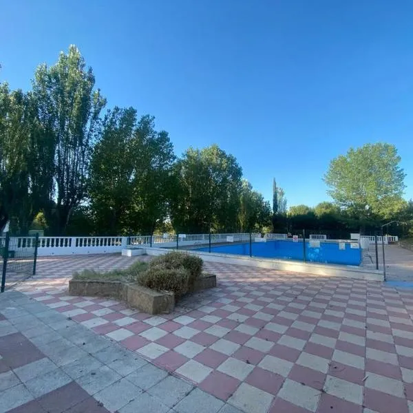 ECORESORT LOS SUEÑOS DEL JÚCAR Complejo la Fuente, hótel í Casas de Ves