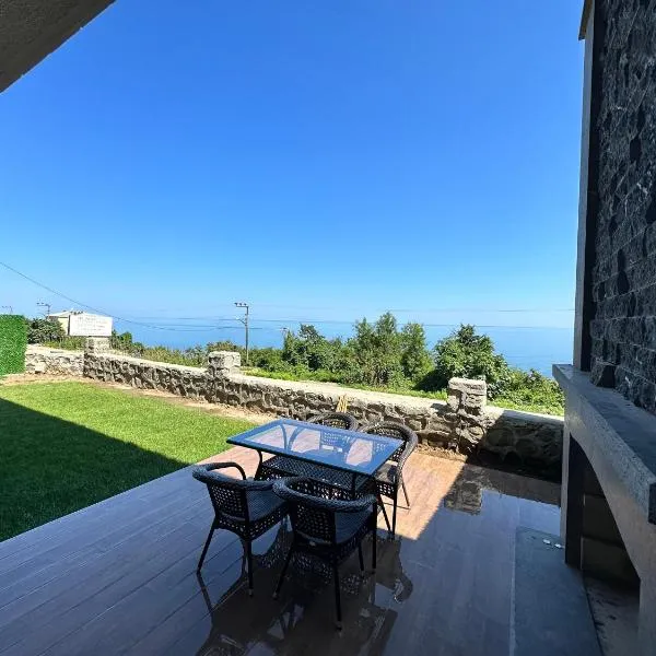 Sea View Villa，Sürmene的飯店