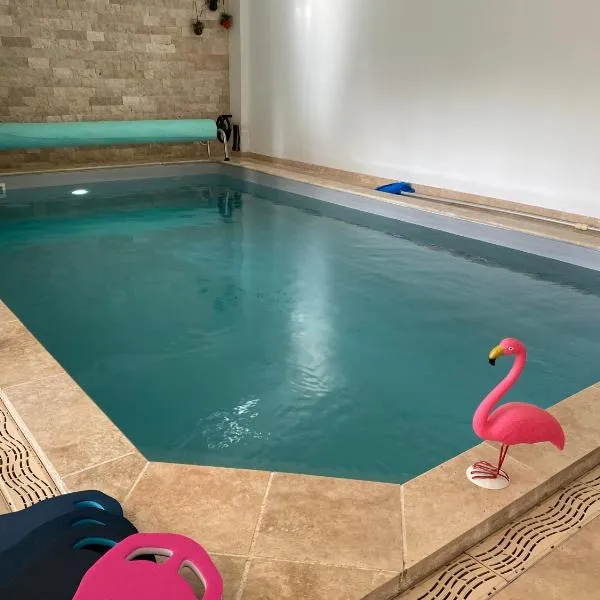 Les 4 Saisons Piscine intérieure, hotel en Mer