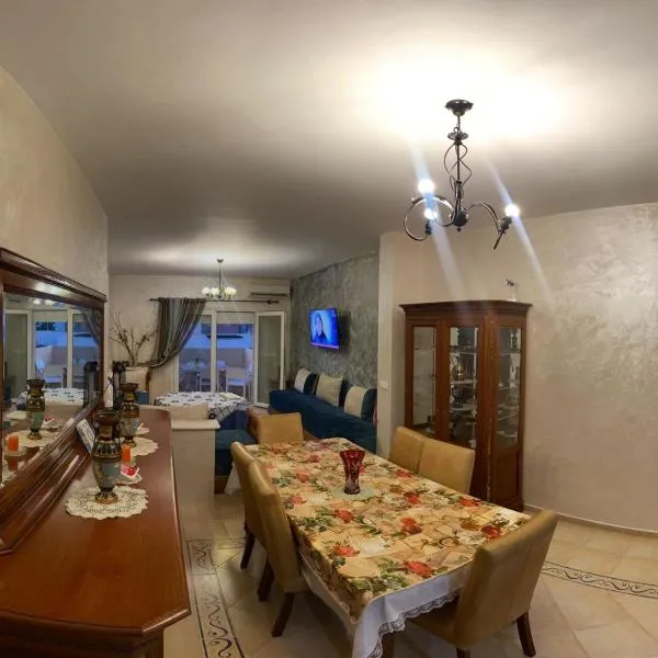 Appartement AP2 Résidence Al Waha, hotell i Ras El Ma