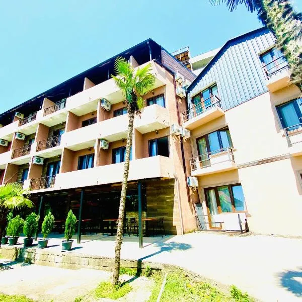 Aparthotel costa, viešbutis mieste Makhinjauri