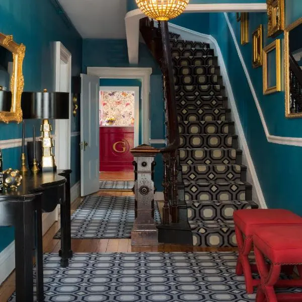 Gilded, hotel di Newport