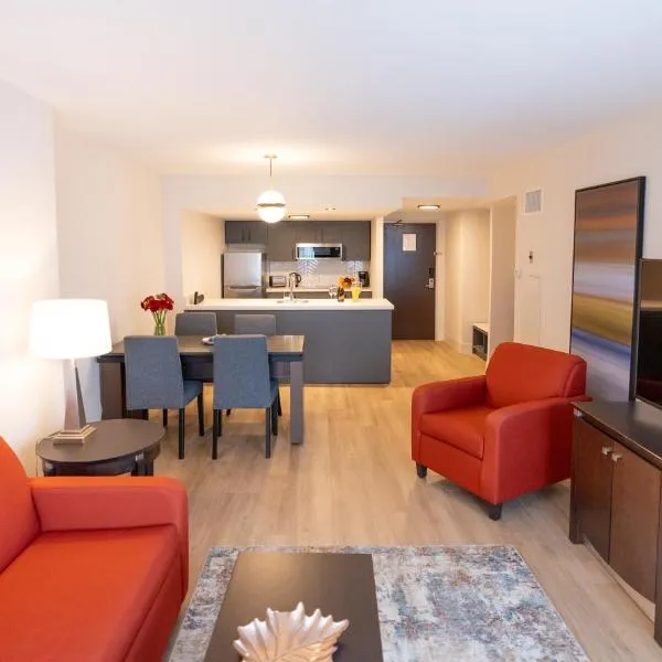 Les Suites Hotel, khách sạn ở Ottawa