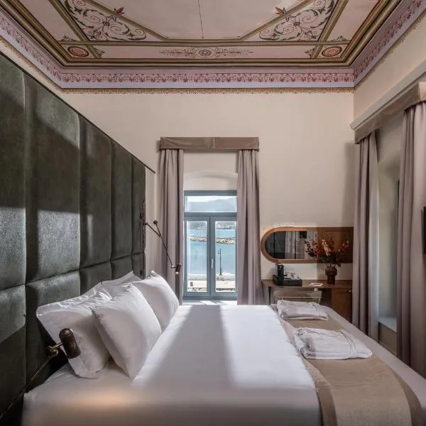 Palazzo di Sitia Luxury Suites、Agia Fotiaのホテル
