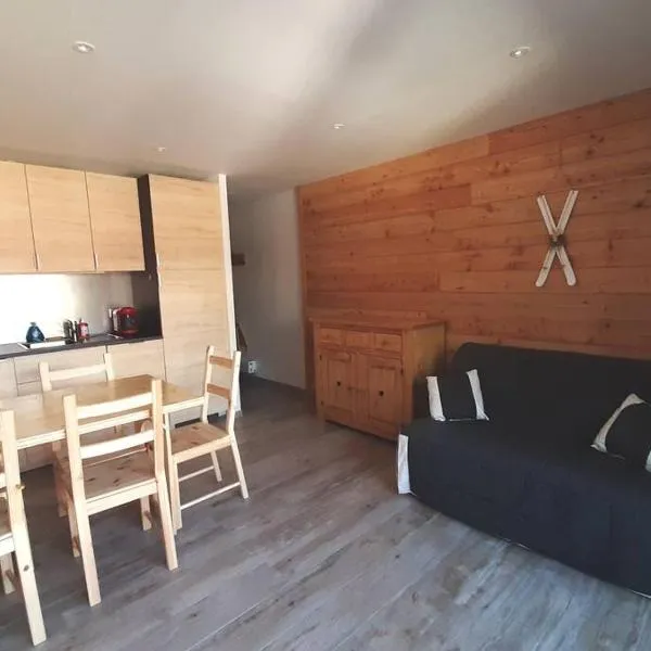 Plein centre de station, au pied du Garibeuil, מלון בולברג