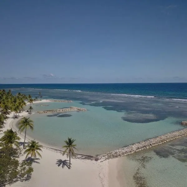 Les pieds dans l'eau face au lagon - Le Bel Instant, hotel u gradu Sent-An