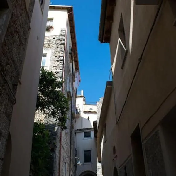 San Martino [Old Town Apartment - Itri], hotel a Itri