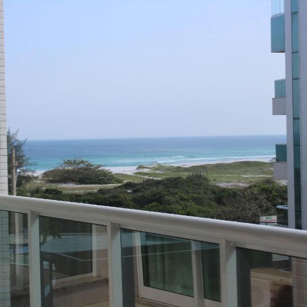 Apartamento com 2 quartos na Praia Grande com piscina